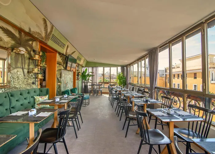 Hotel Tritone