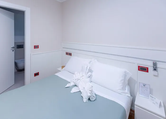 Hotel familiare: Emma 12
